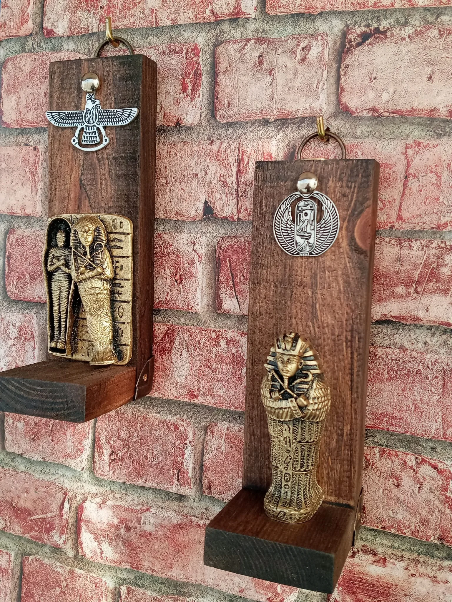 

Egyptian Sarcophagus and Mummy Wall Trinket