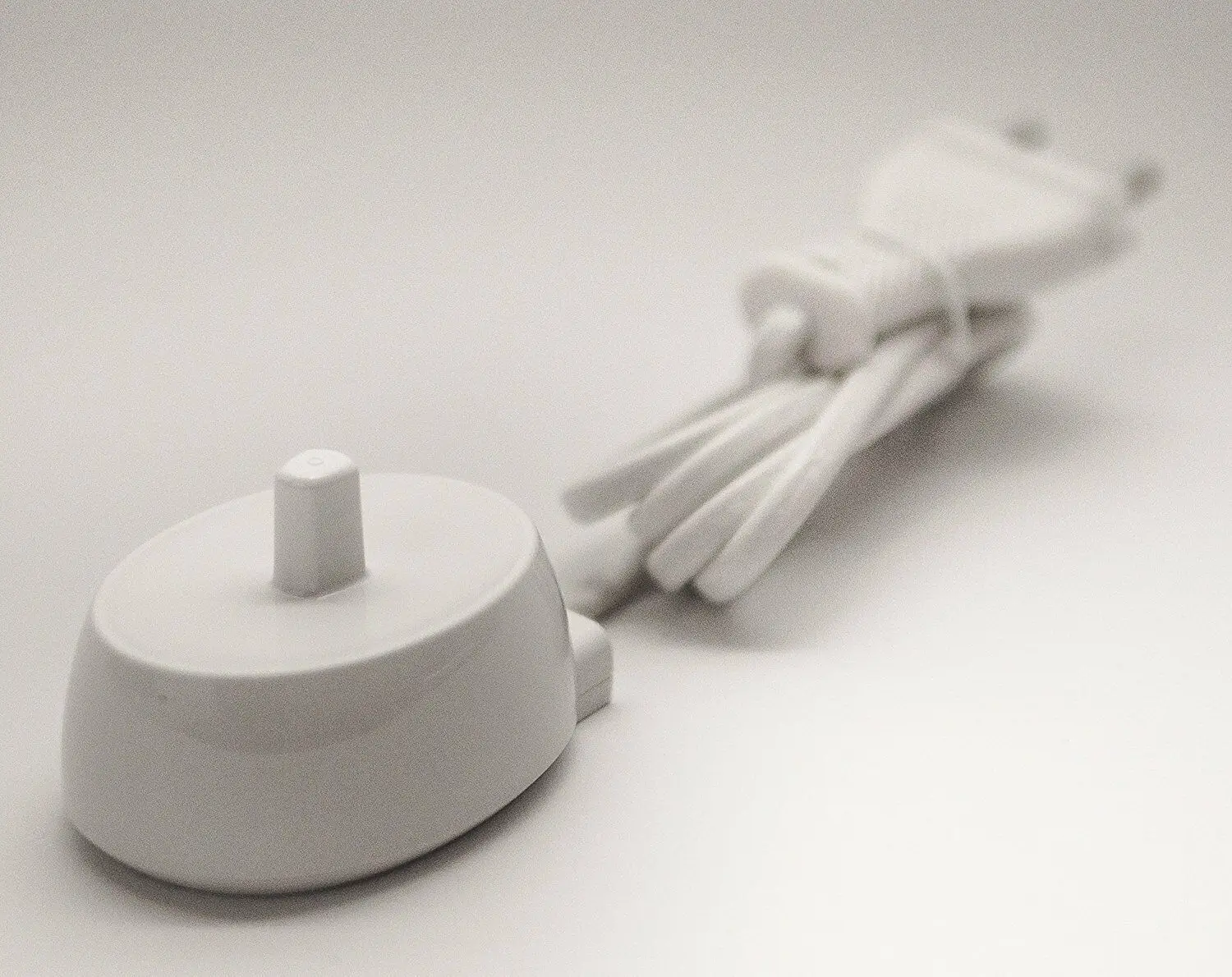 Oral b 3709 charger Clearance