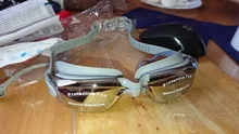 Gafas de natación de silicona profesional para hombre y mujer, lentes de natación UV antiniebla con tapones para los oídos