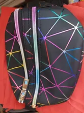 Geestock-riñonera holográfica con purpurina para mujer, bolsa impermeable con cinturón geométrico, a la moda, con láser, para teléfono