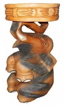

Stool "elephant sits on the ass", light