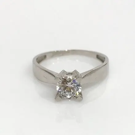 

Diamond Workmanship White Gold 8 Setting Engagement Ring