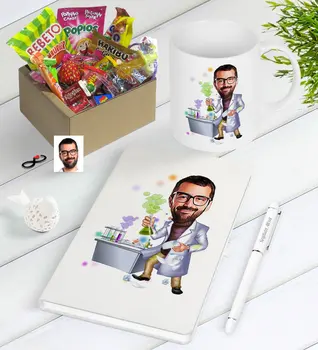 

Personalized Mr Chemistry Teacher Caricature Of Nostalgic Lezzetler Notebook Pen Mug Seti-2