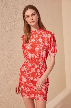 

Trendyol Upright Collar Dress TWOSS20EL0903