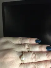 Huitan romántico anillos de perlas simuladas para las mujeres de lujo aniversario de boda accesorios anillos de compromiso para venta al por mayor