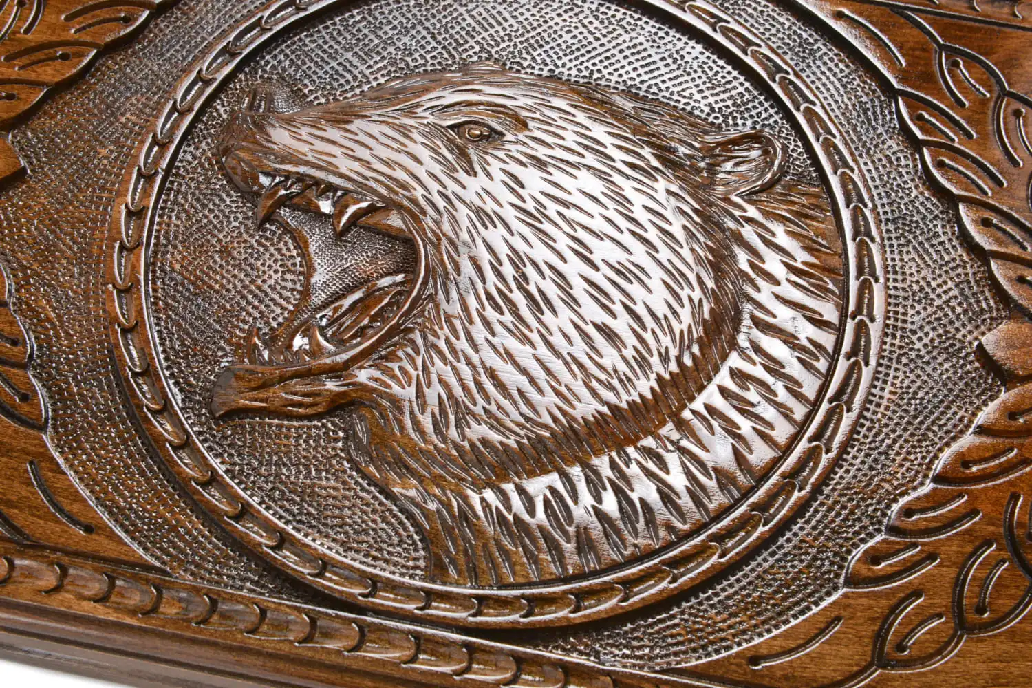 Рисунок 2 - Нарды резные "Оскал Медведя " большие 60