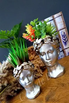 

2 Size Decorative Helen Accessory / Flower Pot - Silver