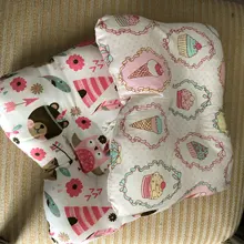 Enfermería almohada para bebé recién nacido dormir apoyo cóncavo de dibujos animados almohada impreso forma cojín previene la cabeza plana