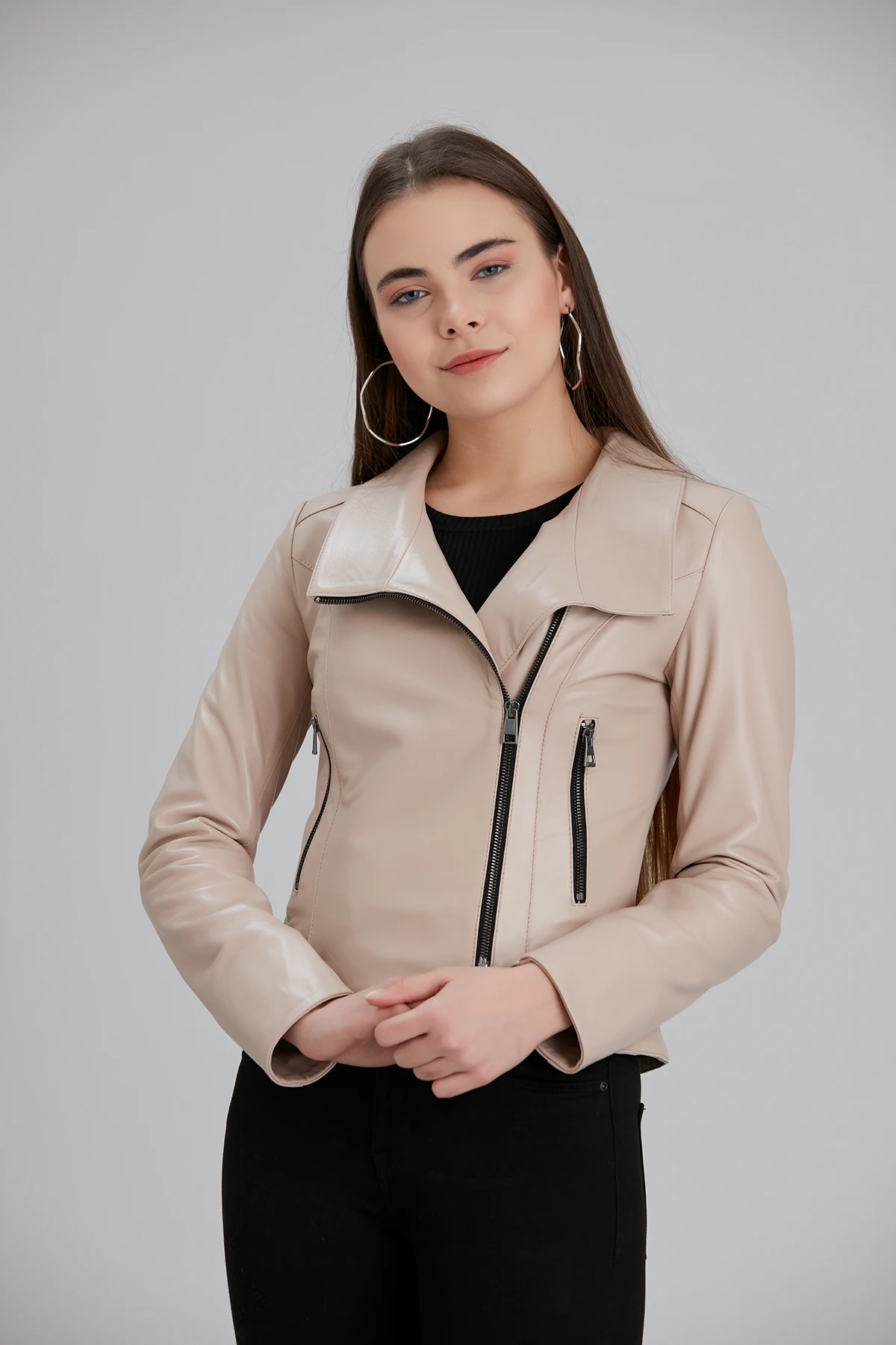 

Women's Genuine Leather Beige Jacket, Stand Collar,Casual,Biker Coat,Zipper Closure,Pockets,Long Sleeve,Lambskin Coat,Spring
