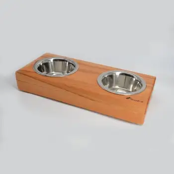 

Stand with two bowls for cats from Beech