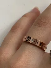 Titanio acero mosaico cúbico Zirconia cristal romano número anillo clásico compromiso boda anillos para mujer Anneau R17158
