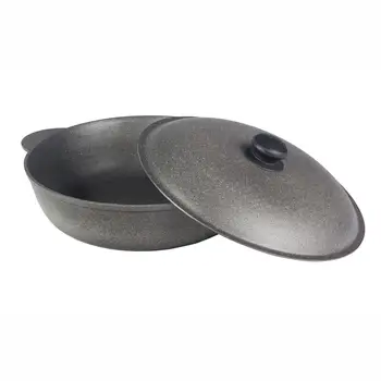 

Frying Pan 300 with two liters. ears and cover silumin (gz30uk)