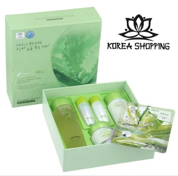 

Женский подарочный набор для ухода за кожей с алоэ Aloe Full Water Activating Skin 3 Kit Set 3W CLINIC. Корейская косметика.