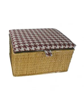 

Sewing upholstered honey color. Measures: 15x26x20 cm.