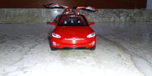 1:32 modelo Tesla X coche en miniatura de aleación con tirar juguete electrónico con simulación de luces y música modelo juguetes para niños de regalo