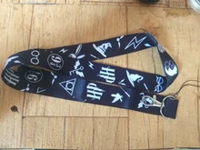 Llavero con dibujos mágicos de escuela de Magia y Hechicería, accesorio de película, insignia de teléfono móvil, llavero con correa para llave, J1576