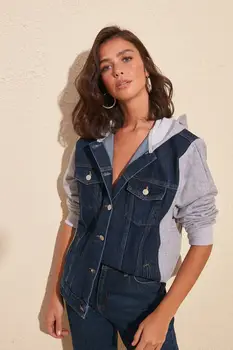 

Trendyol Hooded Denim Jacket TWOSS20CE0147