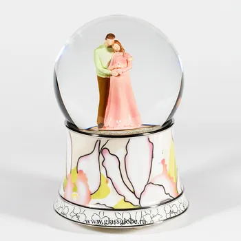 

Glass ball with snow future mom, Snow Ball, snow globe