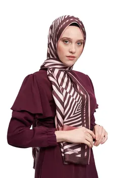 

Zebra Patterned Shawl