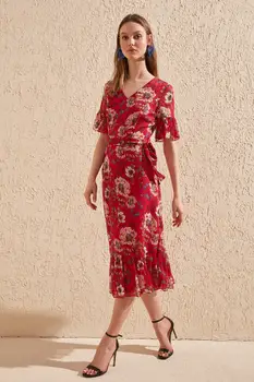 

Trendyol Belted Print Dress TWOSS20EL0490