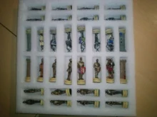 Juego de ajedrez con temática de lucha de Caballeros de la mediana edad, juego de ajedrez portátil de inteligencia de viaje, juego de ajedrez de lujo