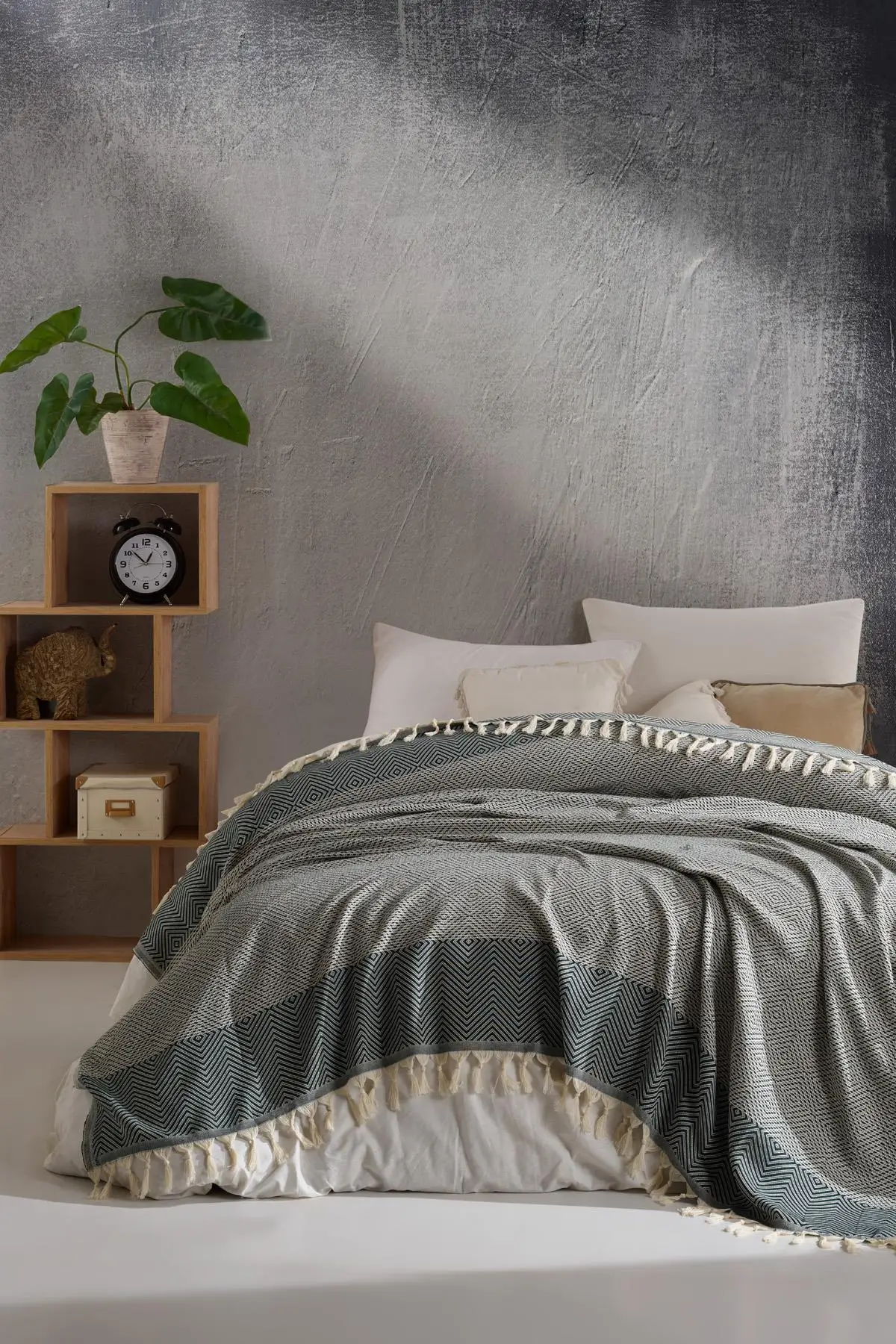 

100 Cotton Double Bed Cover | Heretic