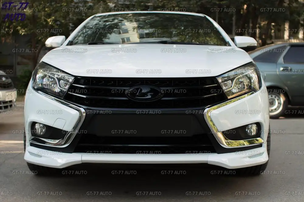 Клыки и центральная вставка на передний бампер для Lada Vesta- декор накладки молдинг внешний материал ABS пластик стайлинг тюнинг