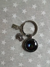Llavero con 26 letras y nombre, colgante con lente de cámara SLR, joyería de personalidad para fotografía