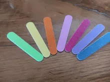50 unids/lote Mini archivos De uñas 180/240 De madera De colores De uñas Lima De pedicura y ManicureLixa De UNA DIY herramientas De uñas juegos