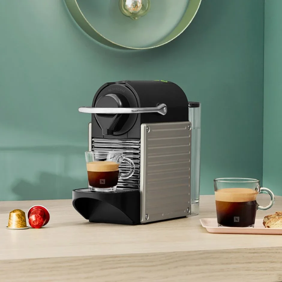 Nespresso C66t Pixie Titan Bundle 1000 