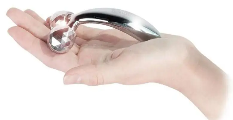 Массажер для лица и тела Yamaguchi Face and Body 3D Roller (Silver) |