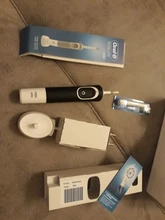 Oral B Vitality D100 CrossAction, Cepillos de dientes Eléctricos Recargables Blanco/Negro, limpieza 2D, cabezal oscila y rota
