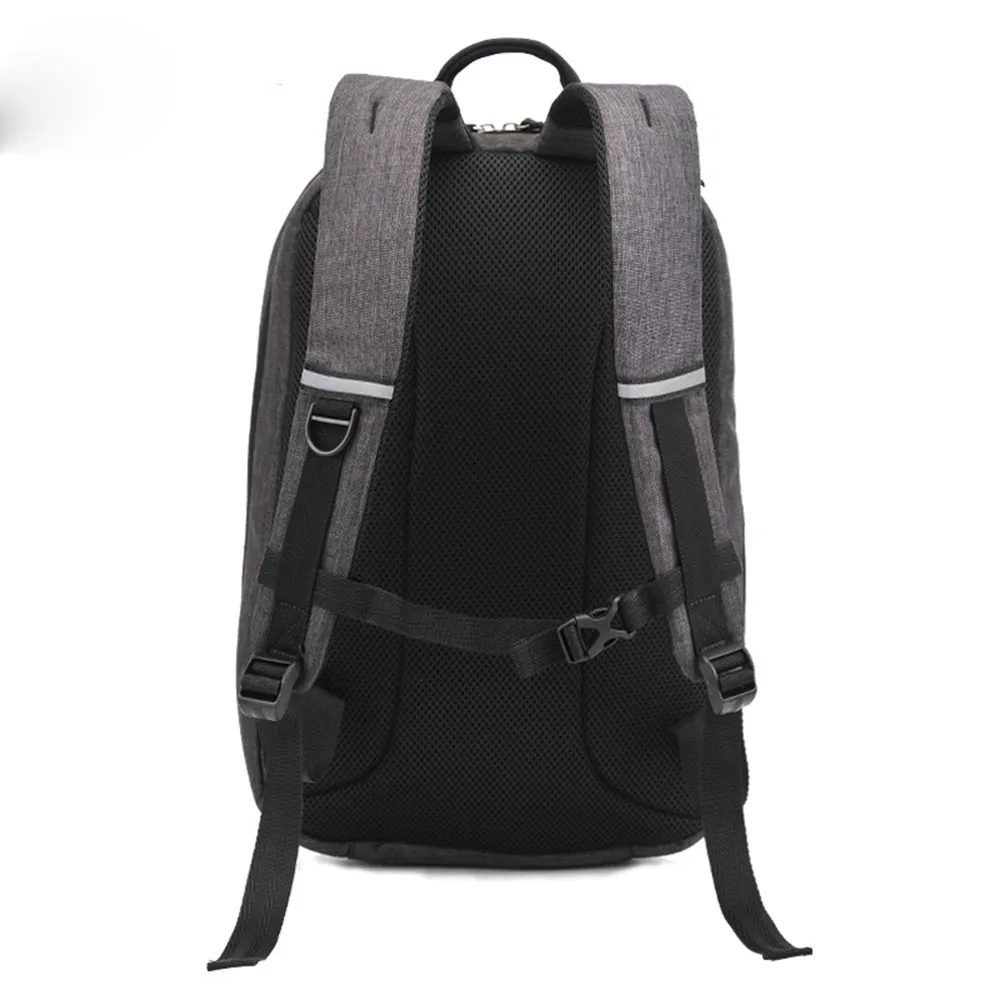 10459817495_1577577831 (1)