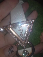 Reloj de pulsera de diamante brillante para mujer, nuevo accesorio de pulsera de cuarzo con esfera triangular, precio barato, 2020, Envío Gratis