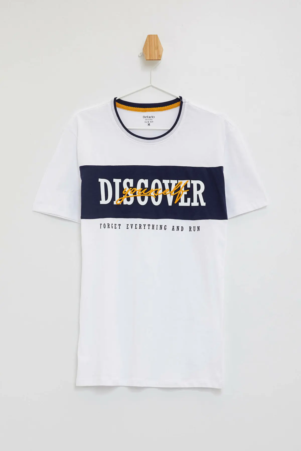 

DeFacto Summer Simple Man T-Shirt Crewneck Loose Letter Pattern Cotton T-shirt Tops Fashion Casual Man T-shirt New -K9291AZ19HS-K9291AZ19HS