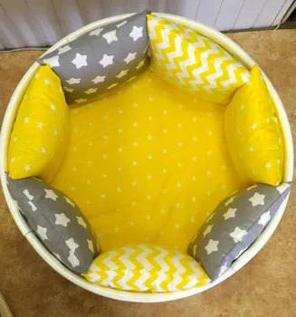 

Комплект в круглую/овальную кроватку Комплекты в круглую/овальную кроватку