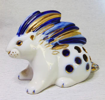 

Dicoimage-pencil, 11 cm. China. USSR, 1970 s Lomonosov China factory. Sculptor go