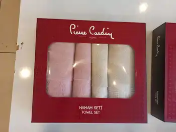 

Women and Men Towel Set
