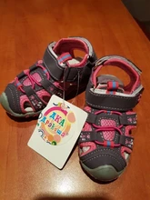 Apakowa nuevo deporte de niñas sandalias de playa de verano de los niños zapatos de bebé sandalias de dedo del pie cerrado niñas Sandalias Zapatos de los niños zapatos de la UE 21-32