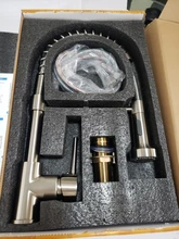 Grifos de latón para fregadero de cocina, escobilla, Palanca única, resorte extraíble, mezcladores, agua fría y caliente, grúa 9009