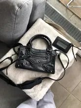 Bolso europeo de cuero PU para motocicleta para mujer, bandoleras cruzadas con remaches y borlas