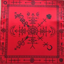 Праздничная скатерть Voodoo Rites red version