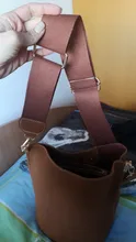 Bolso de mano de banda ancha de diseño de marca para mujer, bolso de hombro de PU de cubo de lujo, de un solo hombro, de gran capacidad, de color sólido