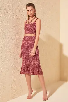 

Trendyol Lace Detail Skirt TPRSS20ET0004