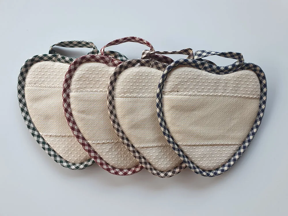 PRESINE DA CUCINA набор 4 PEZZI CON INSERTO IN TELA AIDA 100% COTONE BORDO COLORATO | Дом и сад