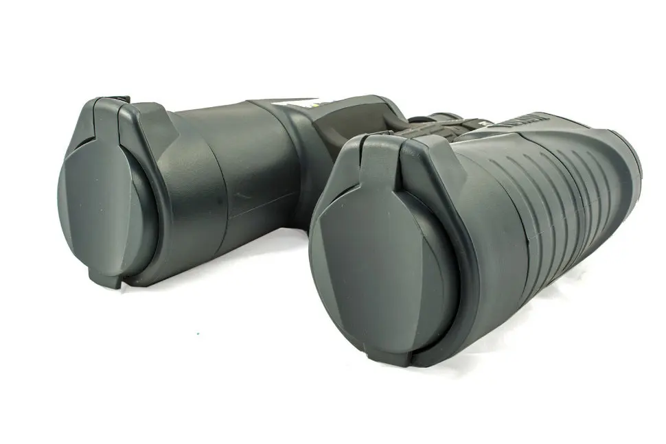 Бинокль призменный Юкон 12x50WA