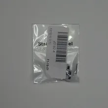 Pendientes de tuerca de acero inoxidable para hombres y mujeres, aretes de estilo gótico, punk y hip hop, color negro, 1 par