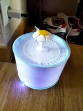 Fuente de agua para perros o gatos, dispensador eléctrico-automático, silencioso, y con luz LED, alimentador USB, capacidad 2,4 L