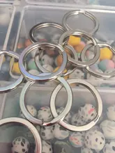 LLavero de acero inoxidable con agujeros para mujer, lote de 10 unidades, 20/23/25/28/30/33/35mm, partido redonda, regalo para hombre