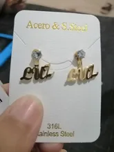 Spark-pendientes de circonia cúbica con nombre personalizado para mujer, aretes de tuerca de acero inoxidable, placa con nombre personalizada, regalo de cumpleaños